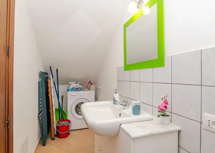 Pasiga- Jacuzi Privata Vicino Olbia Ferienhaus *